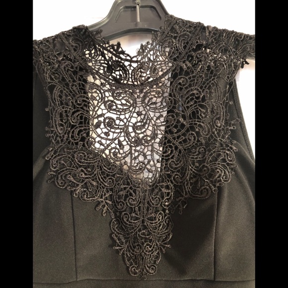 Black dress - Picture 2 of 4